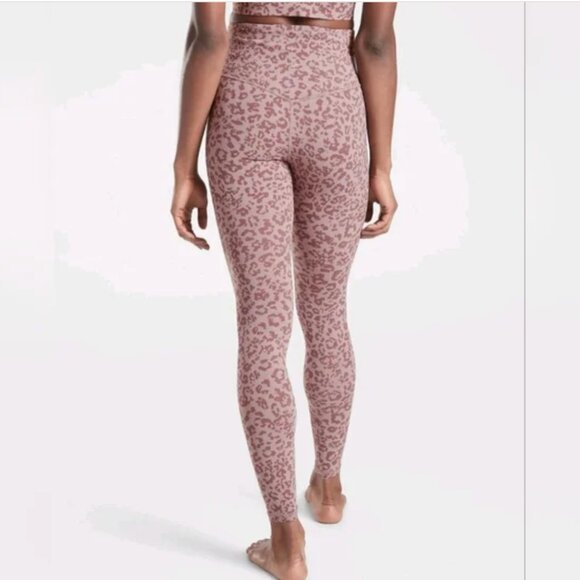 LIKE NEW Athleta Elation Ultra High Rise Leggings Pink Leopard Small - Picture 2 of 5